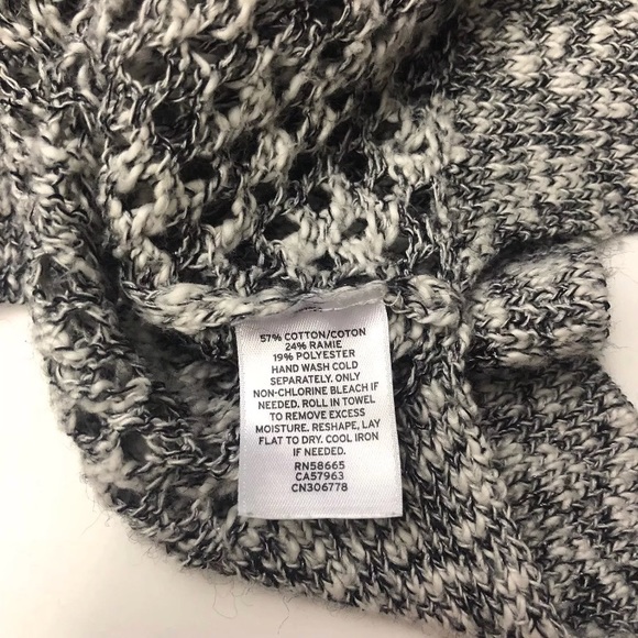 Caslon Long Sleeve Gray/Beige Heather Knit Sweater - Picture 6 of 6